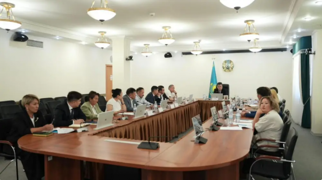 Зейнетақы реформасы - Қазақстанда Сингапур моделі талқылануда