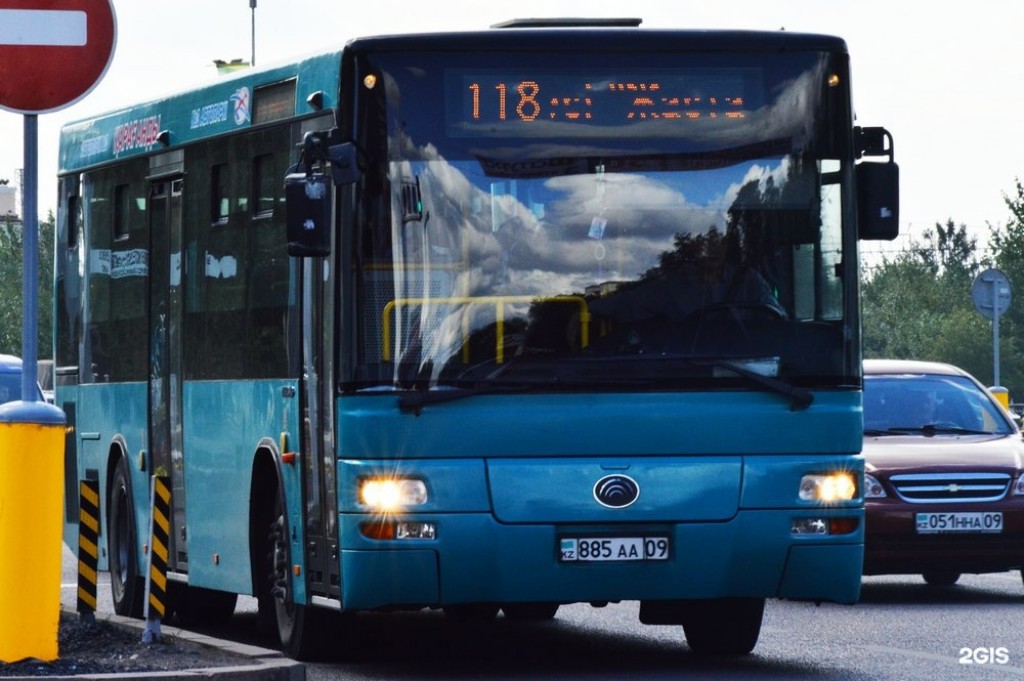В Караганде в отношении водителя автобуса, который нарушал ПДД, проведут служебную проверку