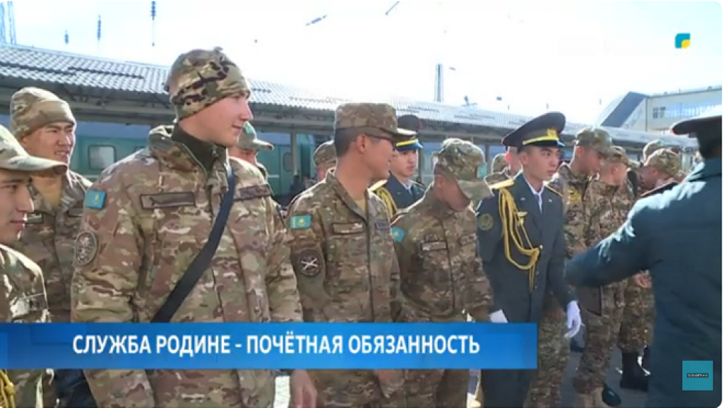 Қарағандыда оралған мерзімді қызмет сарбаздары салтанатты түрде кездесті