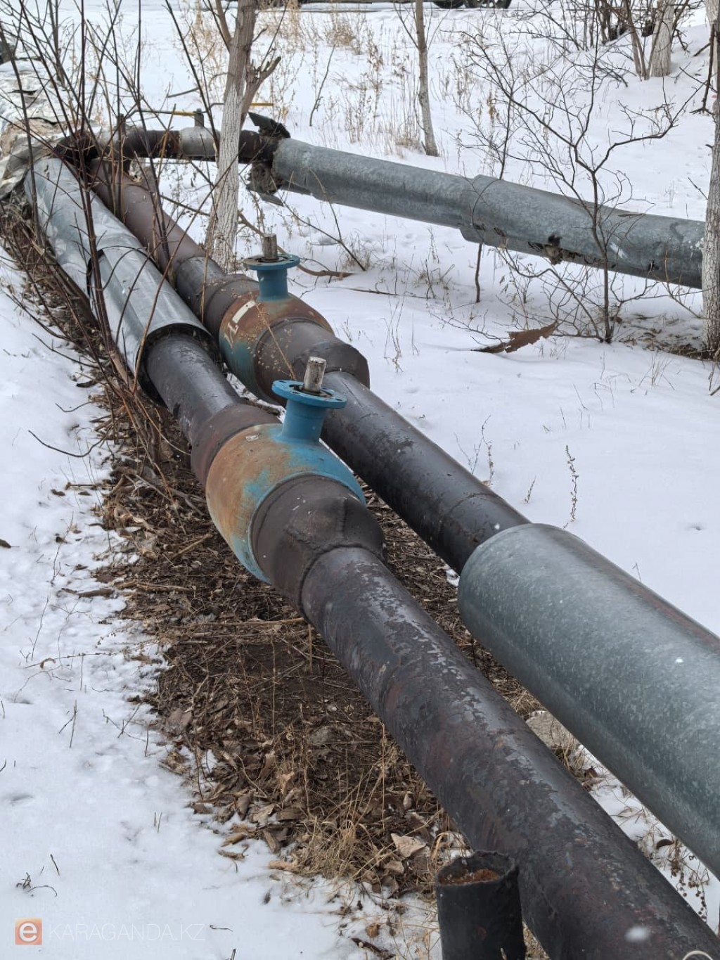Қарағандының жалаңаш жылу трассалары: 2026 жылы жылу оқшаулау құбырларды ауыстырған кезде ғана жаңартылады