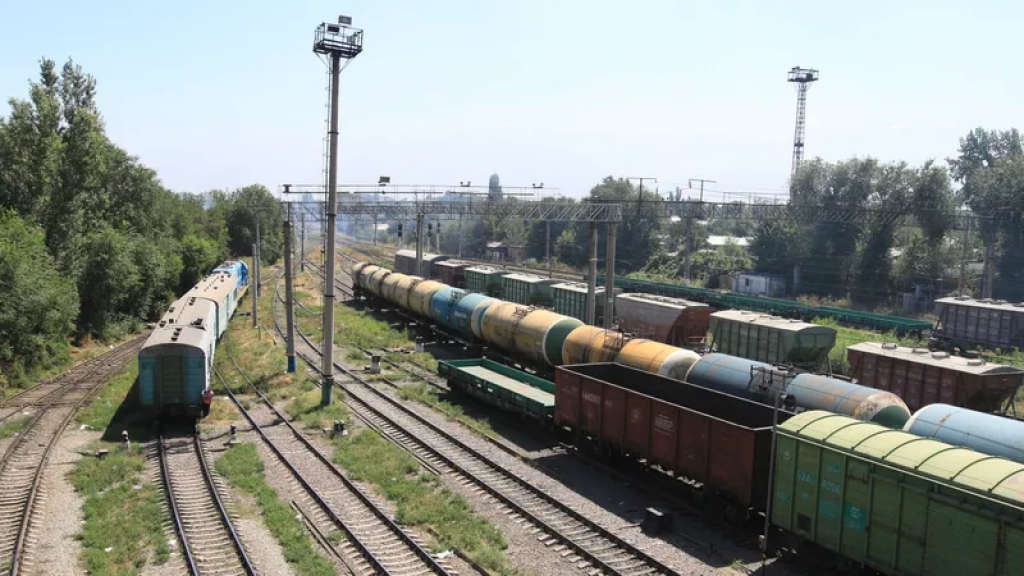 В Казахстане обновили правила перевозок грузов железнодорожным транспортом
