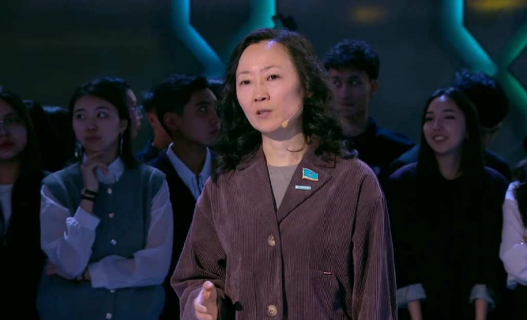 Учитывать волонтерский опыт как трудовой стаж в госкомпаниях предложила депутат в Казахстане