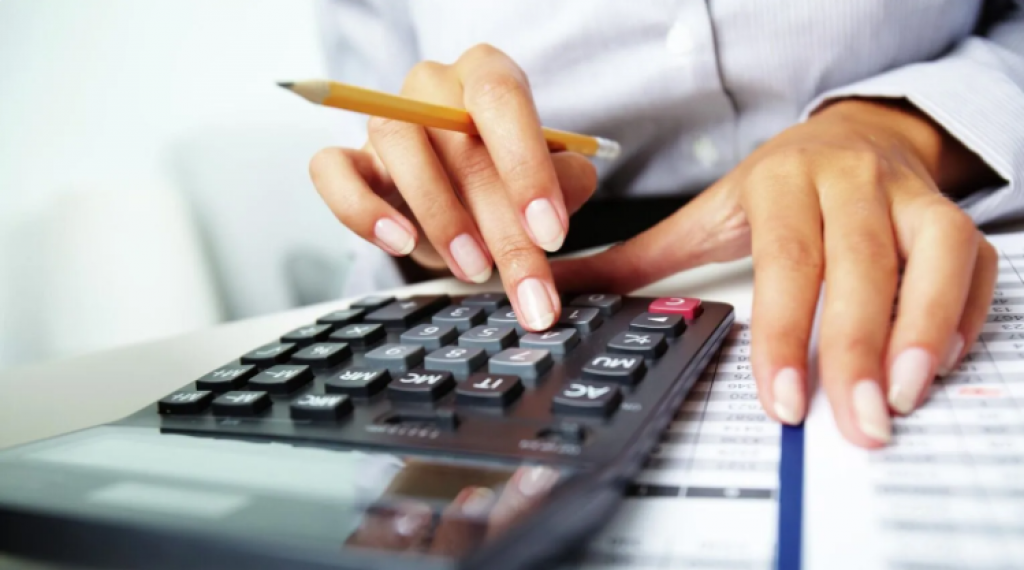 Технический сбой: казахстанским блогерам пересчитали налоги