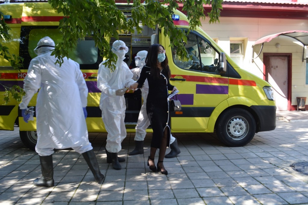 В Караганде провели учения при выявлении оспы обезьян