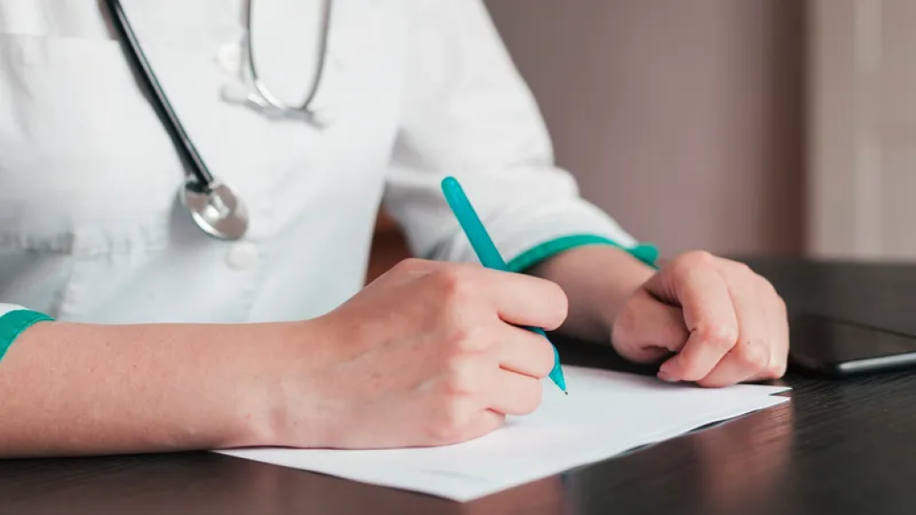 Расчет и оплата больничного листа: что важно знать казахстанцам