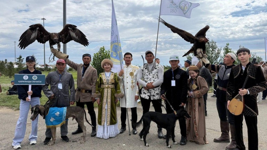 Каркаралинские мастера этноспорта отличились на республиканском фестивале «Жеті қазына»