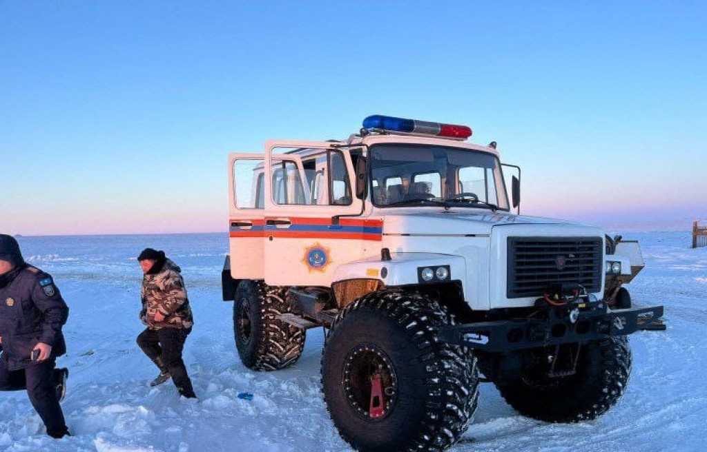 Восемь человек эвакуировали с дорог Карагандинской области за три дня