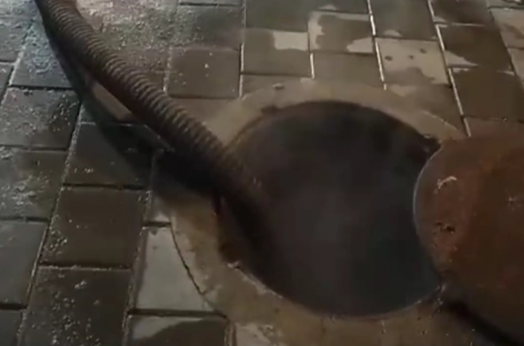 На Юго-востоке Караганды устранили дефект на тепловых сетях