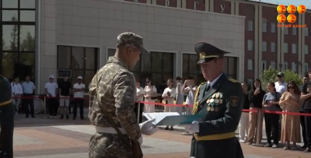 Вооруженные силы РК пополнились сержантами и офицерами запаса