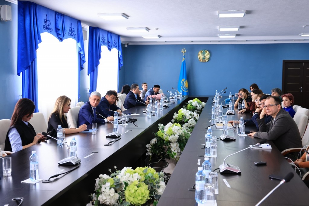 В Караганде определили локации для нового Дворца школьников и стадиона