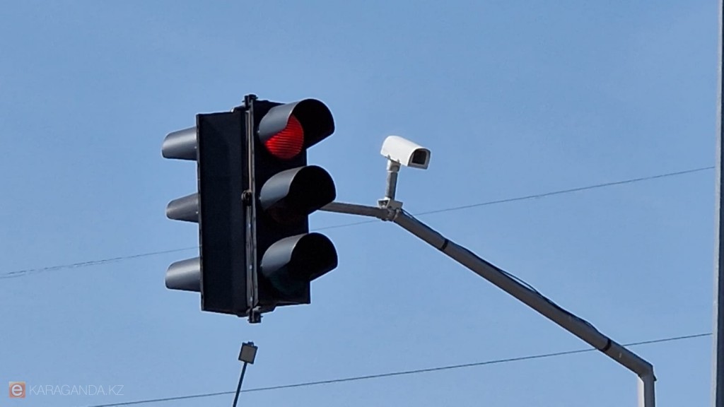 Қарағандылықтар бағдаршамдар жұмысының бұзылуына шағымданады - қалада техникалық параметрлер жүргізілуде