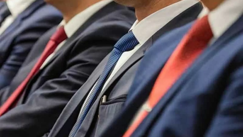 Сколько заместителей разрешили нанимать акимам в Казахстане