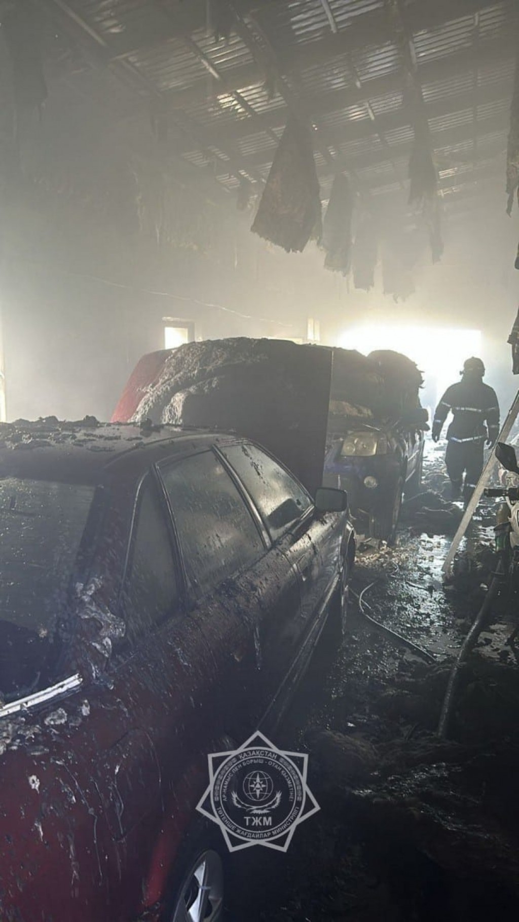 Два крупных пожара ликвидировали огнеборцы в Карагандинской области