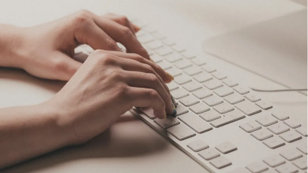 Неконтролируемая выдача ЭЦП и ИИН угрожает безопасности граждан — депутат