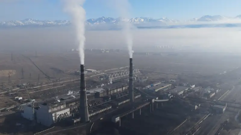 О плачевном состоянии ТЭЦ и ЖКХ высказался Токаев