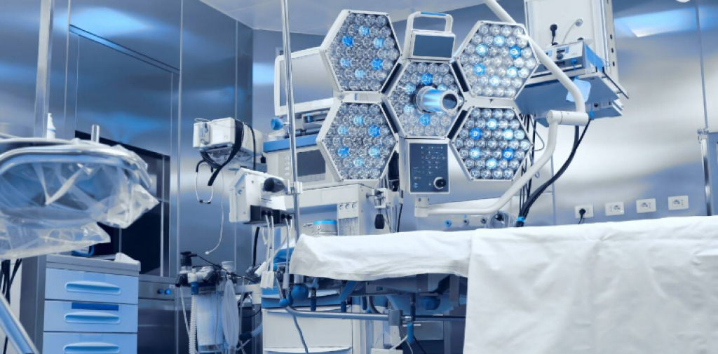 ФСМС начал приёмок заявок на оказание медуслуг в 2025 году. Что изменилось в закупках?