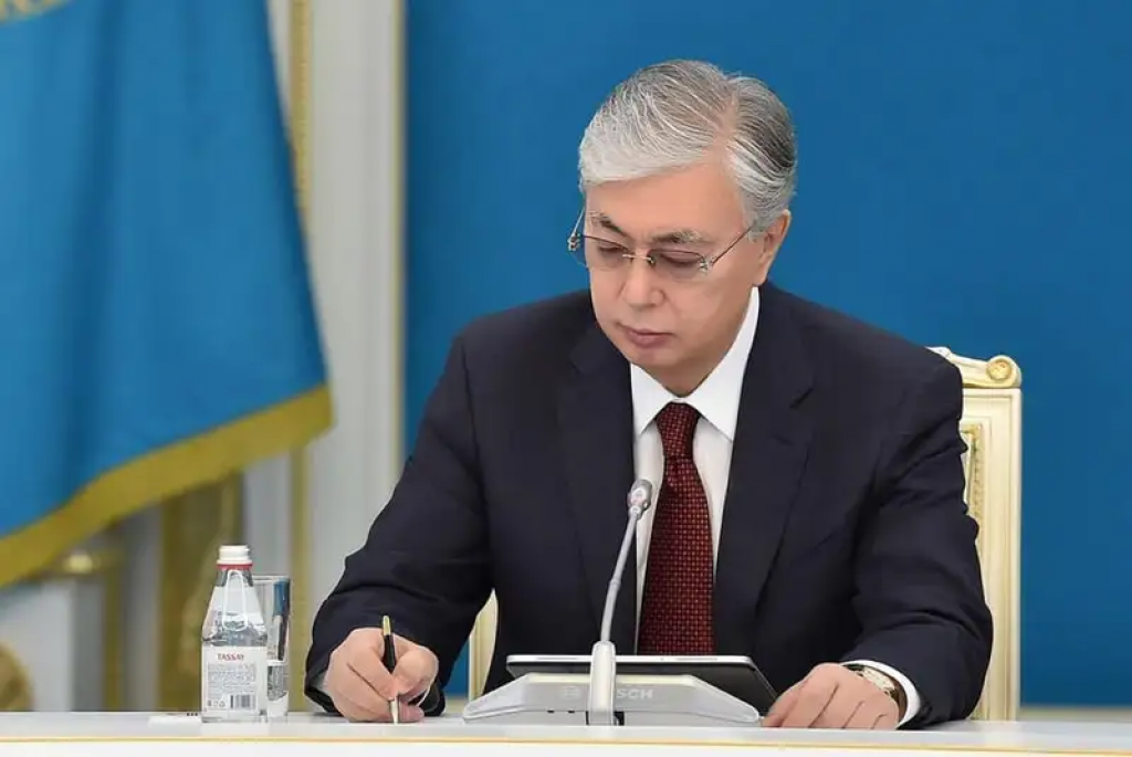 Токаев подписал закон об образовательной накопительной системе для детей «Келешек»