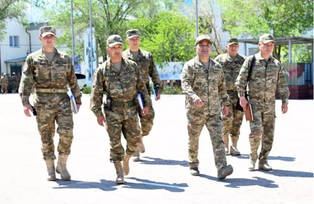 Минобороны проверило условия службы в Карагандинской области