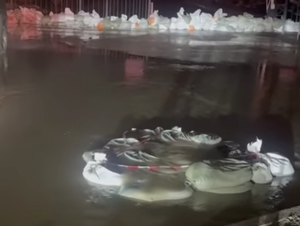 В Караганде организовано дежурство на паводкоопасных участках города