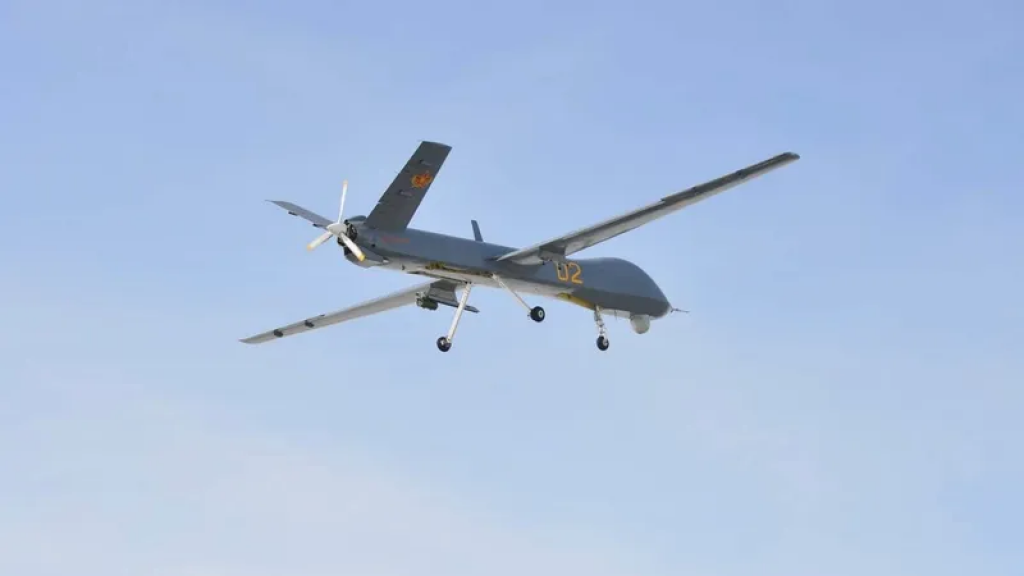 Использовать дроны для поставок посылок и грузов поручил Токаев