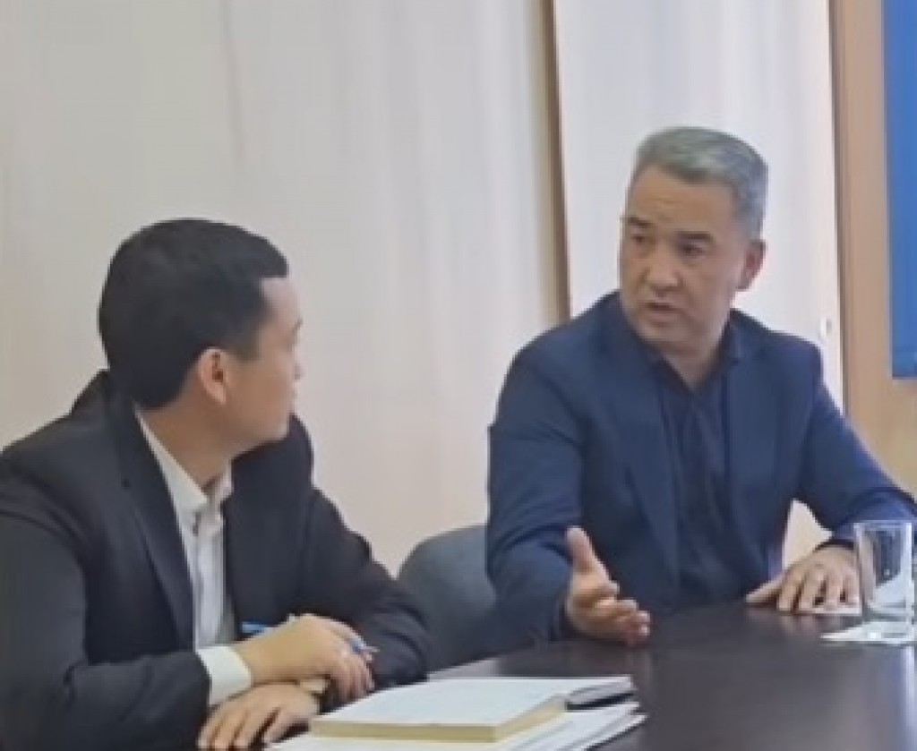 В Караганде состоялась вторая встреча акима города с населением