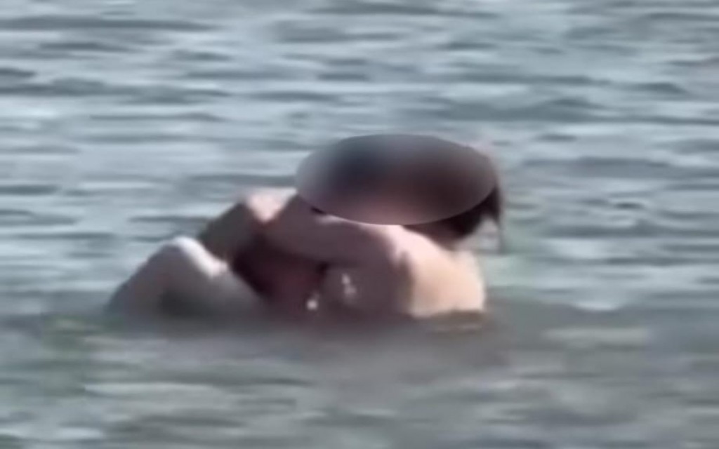 В Темиртау «запретная» любовь на пляже окончилась арестом и штрафом