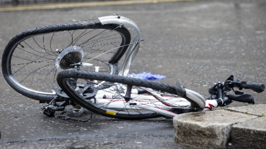 В Карагандинской области насмерть сбили велосипедиста