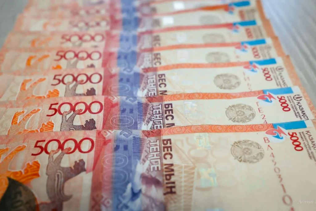 Казахстанцы могут через суд вернуть деньги, перечисленные мошенникам