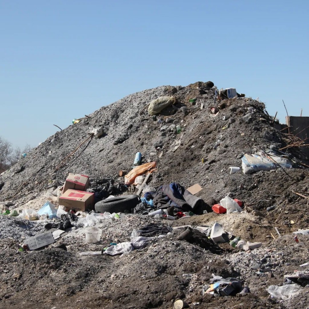 Мусорные свалки в районе Караганды ЖБИ обещают ликвидировать