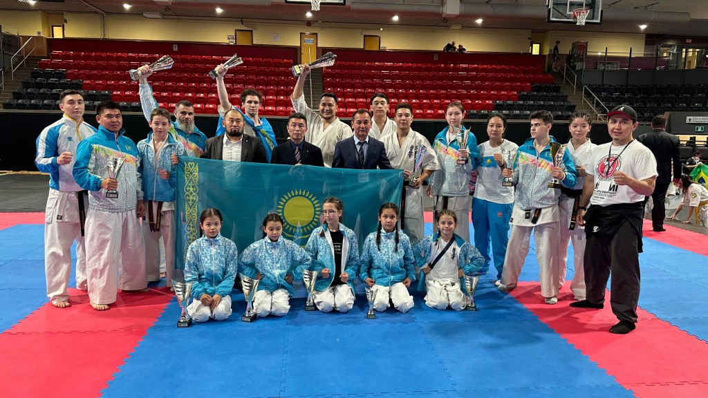 Четыре карагандинца стали чемпионами мира по каратэ