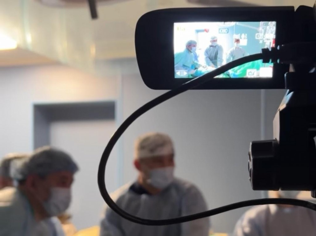 В Караганде для студентов медуниверситета провели хирургические мастер-классы