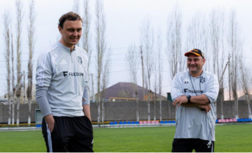 Максим Жалмагамбетов стал тренером карагандинского «Шахтера»