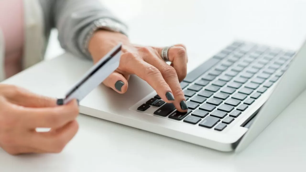 Объем просроченных кредитов в МФО Казахстана стремительно растет