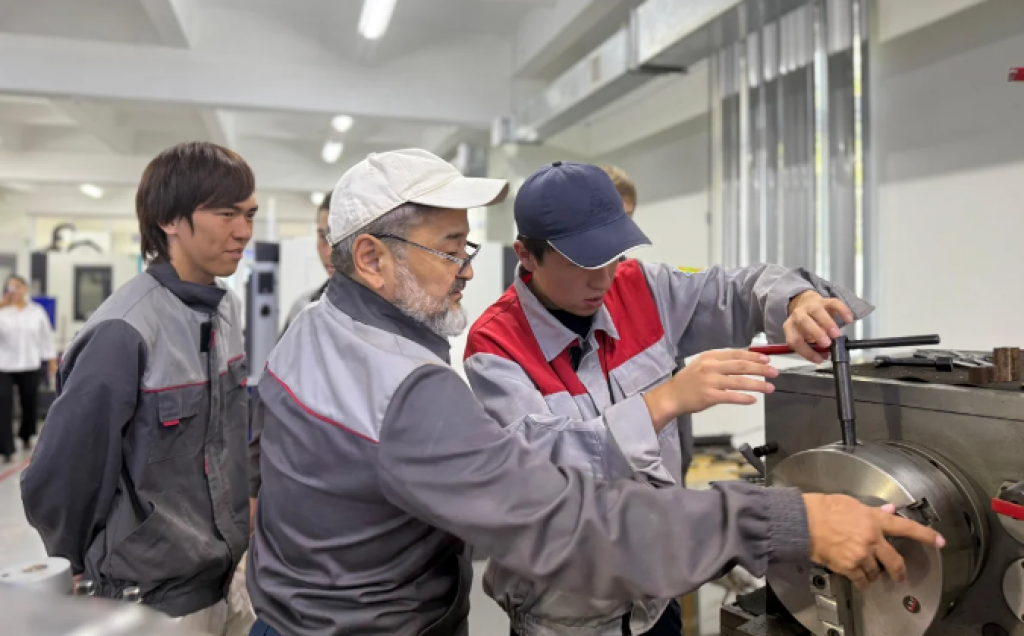 Студентов дуального обучения в Казахстане стало больше