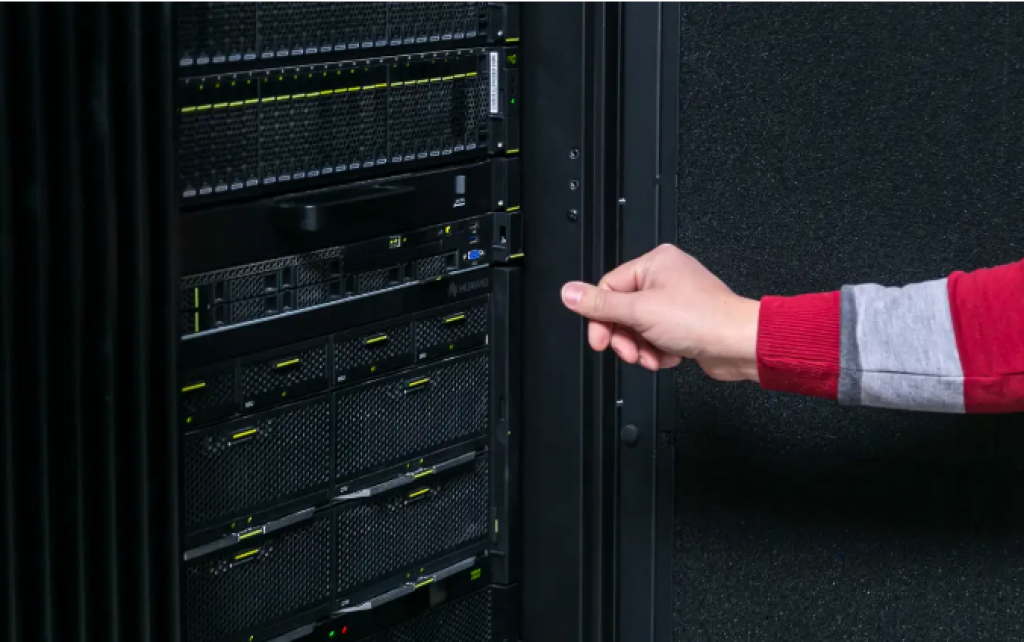 Казахстан запускает суперкомпьютер: получена лицензия от регулятора в США