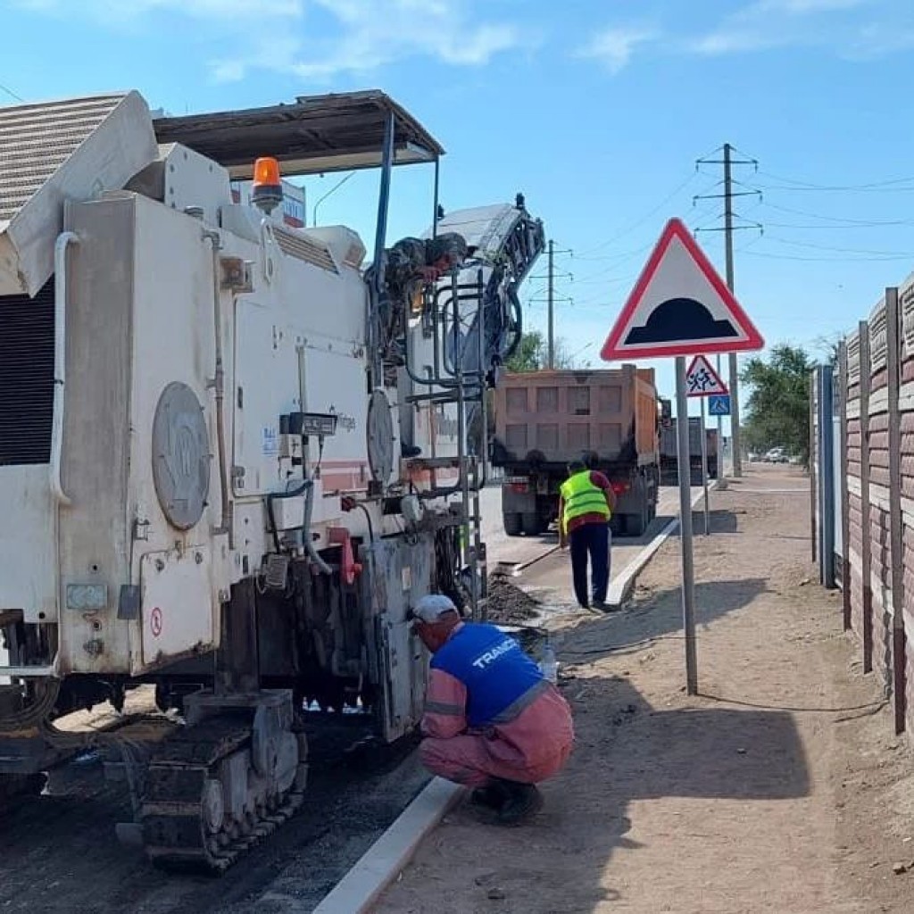 В Балхаше на улице Агыбай батыра начали средний ремонт дорожного полотна