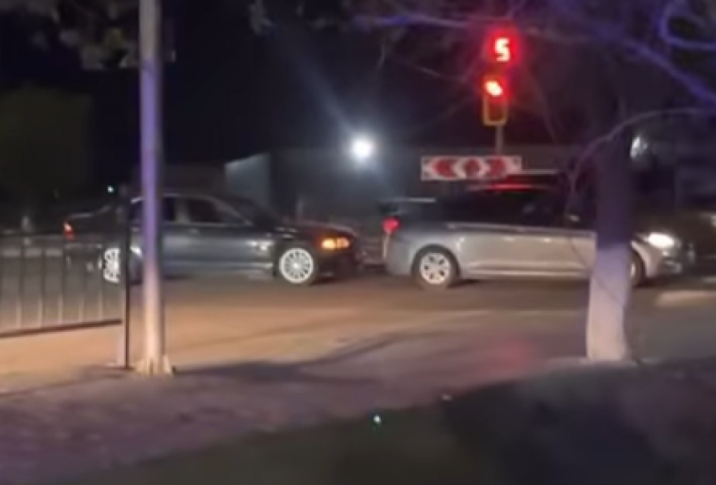 В Караганде водитель авто скрылся с места ДТП