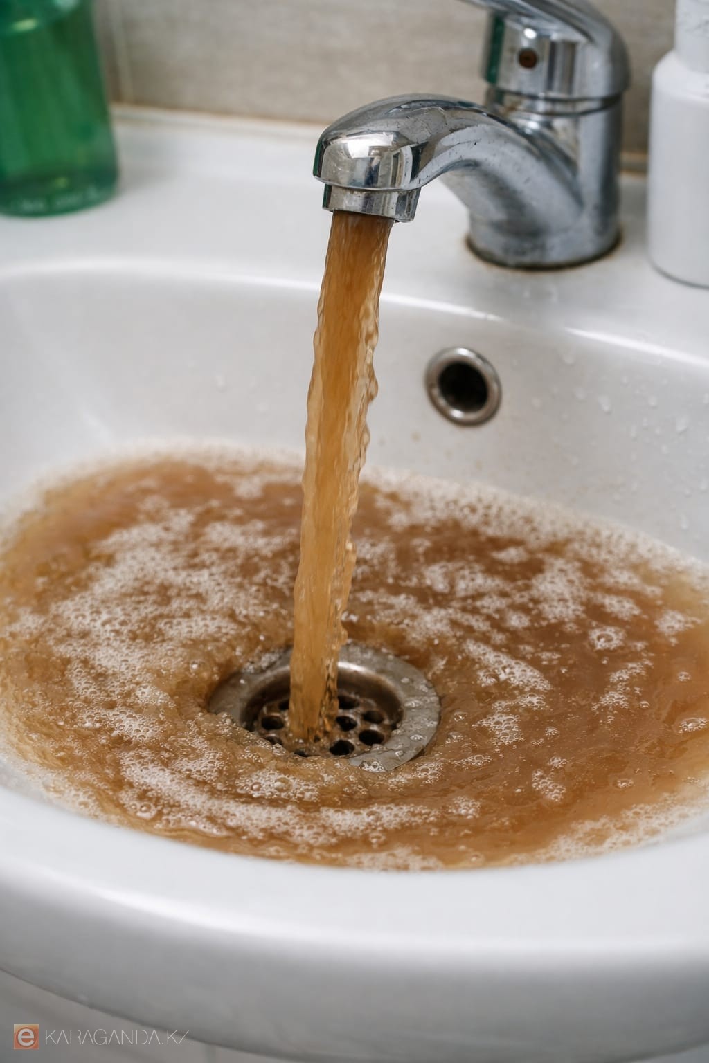 Казахстанцы за год подали 70 тысяч жалоб на качество водоснабжения