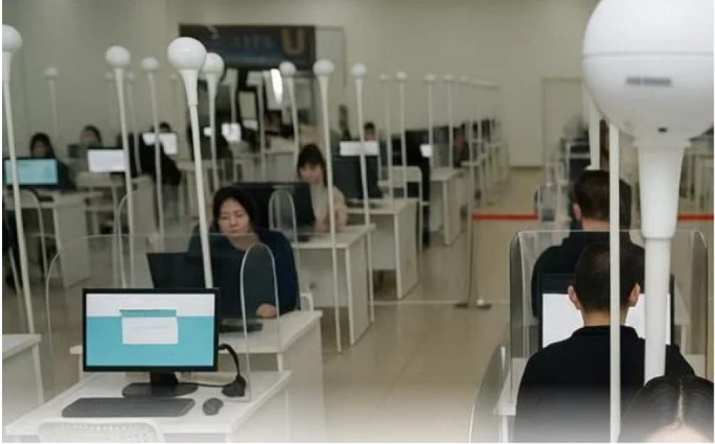 Августовское ЕНТ началось в Казахстане