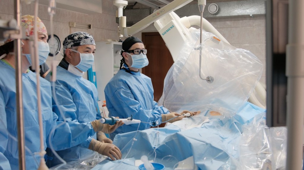 Кардиостимуляторларды орнату бойынша бірегей операция Қарағандыда жүргізілді