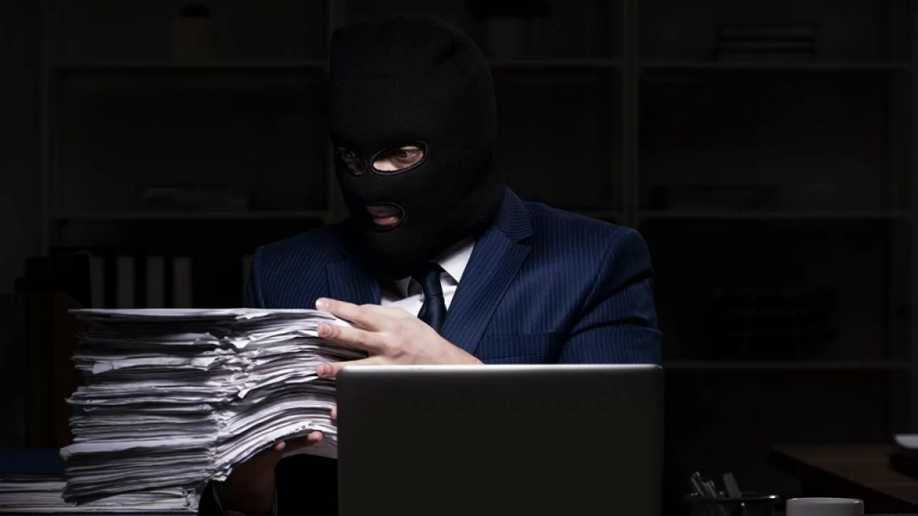 Мошенничество с «юристами»: как не стать жертвой обмана после ограбления