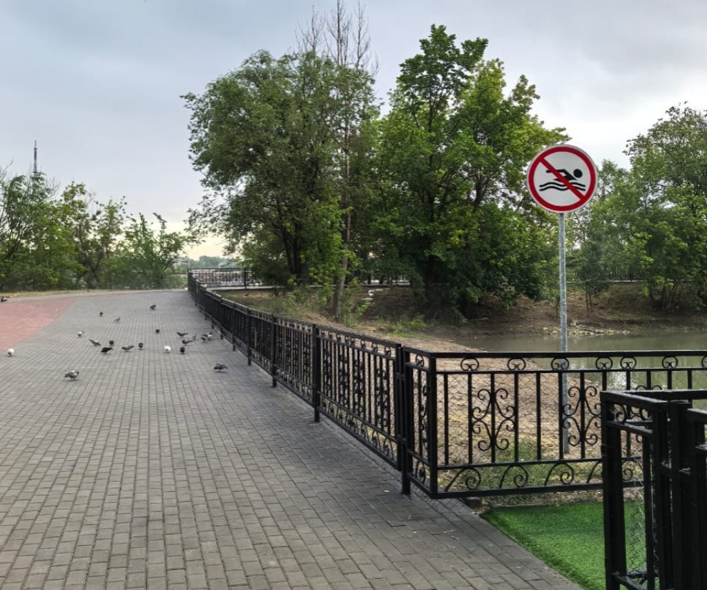 В Центральном парке Караганды продолжают благоустройство вокруг второго озера
