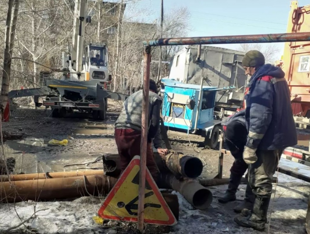 В Караганде наладили отопление на проспекте Нуркена Абдирова