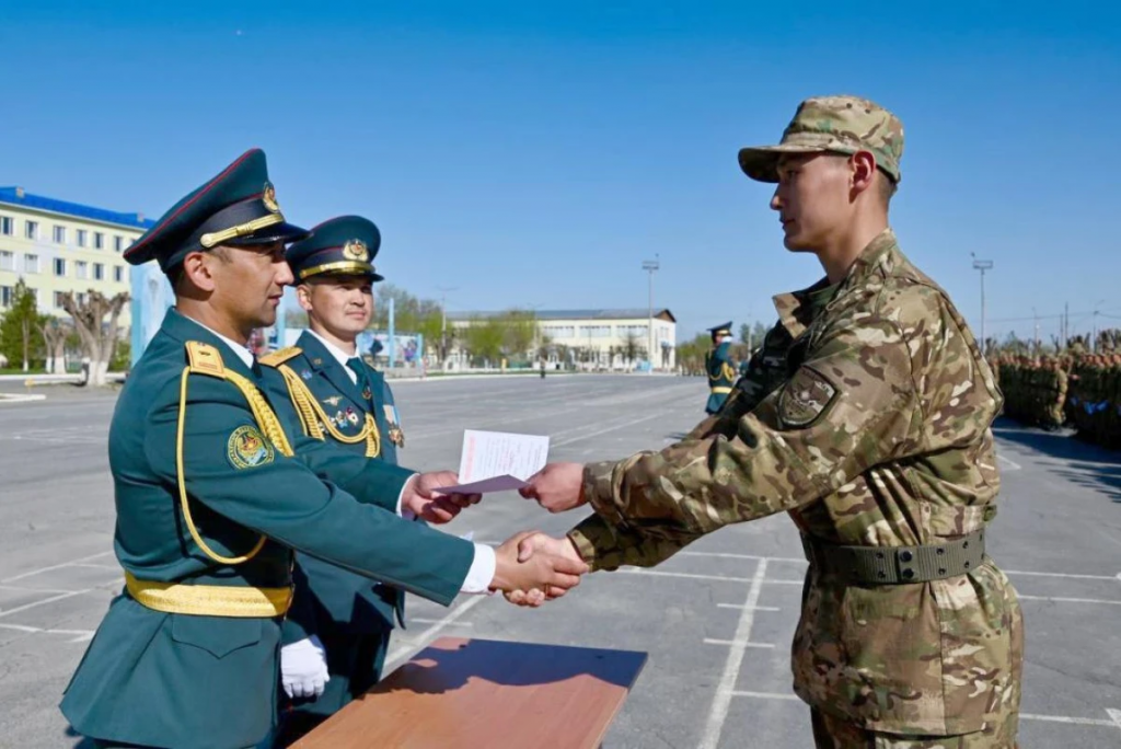 Қазақстанда әскерге шақырудан бас тартуға бола ма