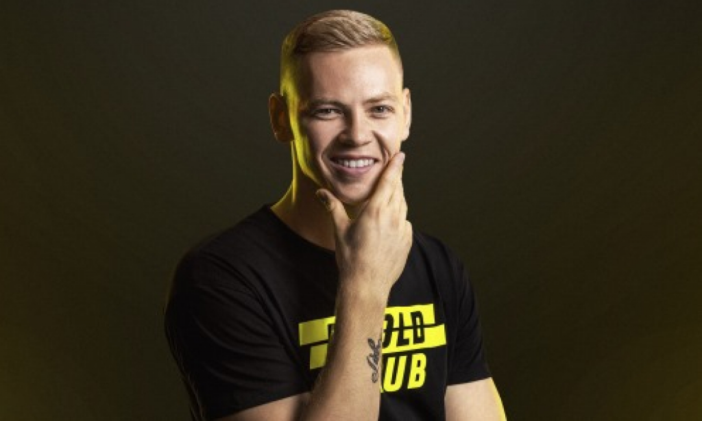 Уроженец Караганды Арнольд Кнауб об истоках своей футбольной карьеры