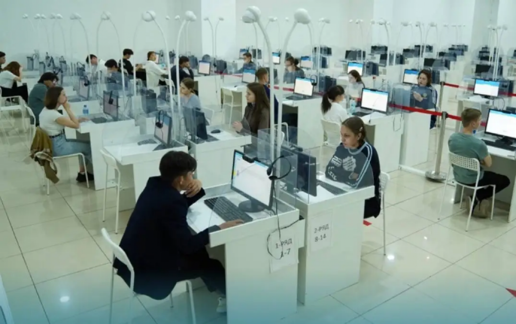 Талапкерлердің тек 53% - ы тамыз айында шекті балл жинады ЕНТ