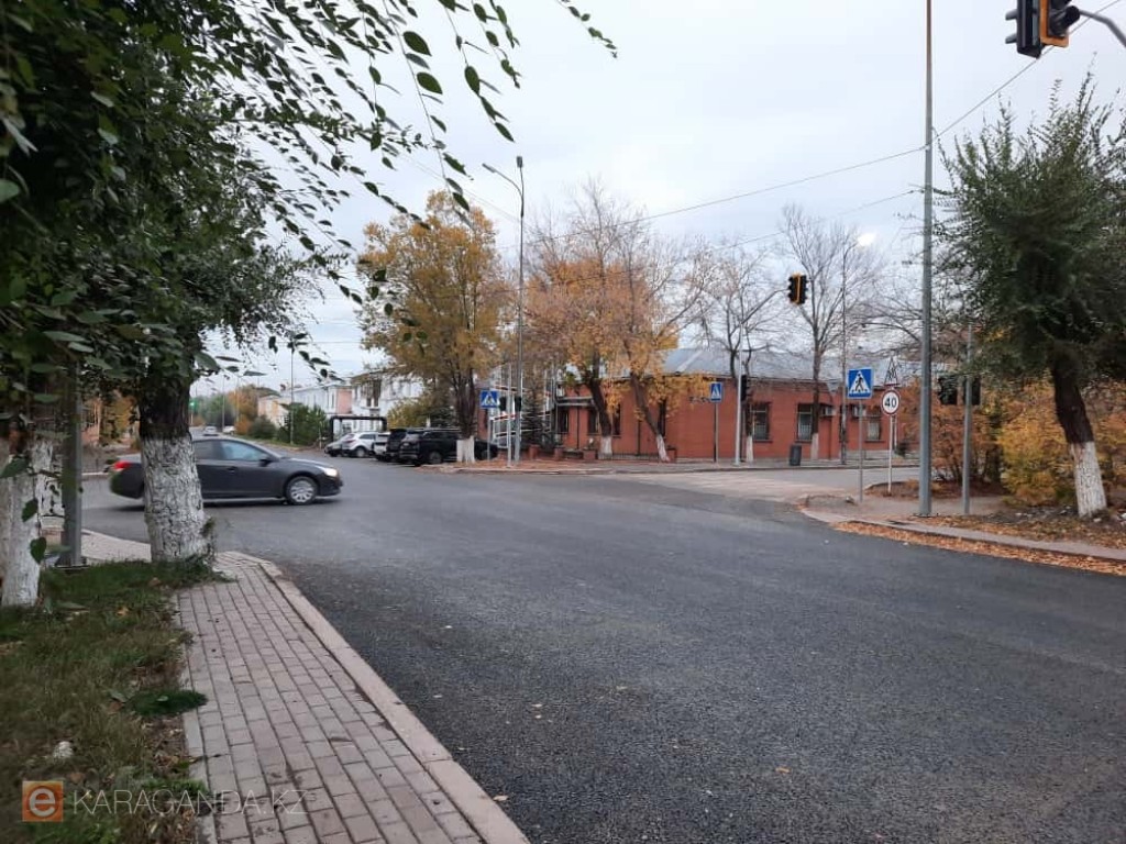 В Караганде завершился ремонт дороги улицы Ерубаева
