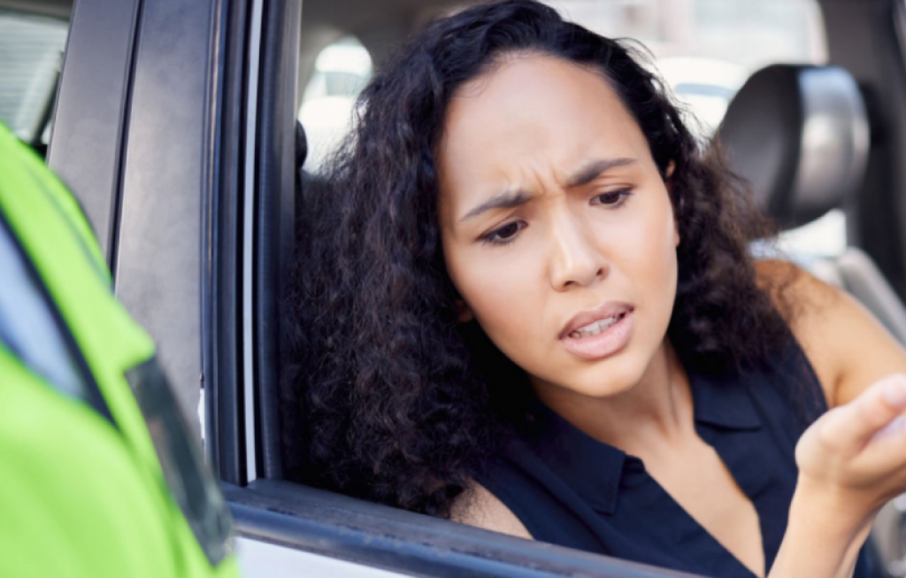 Вместо штрафа — метла: как в Казахстане будут наказывать нарушителей ПДД