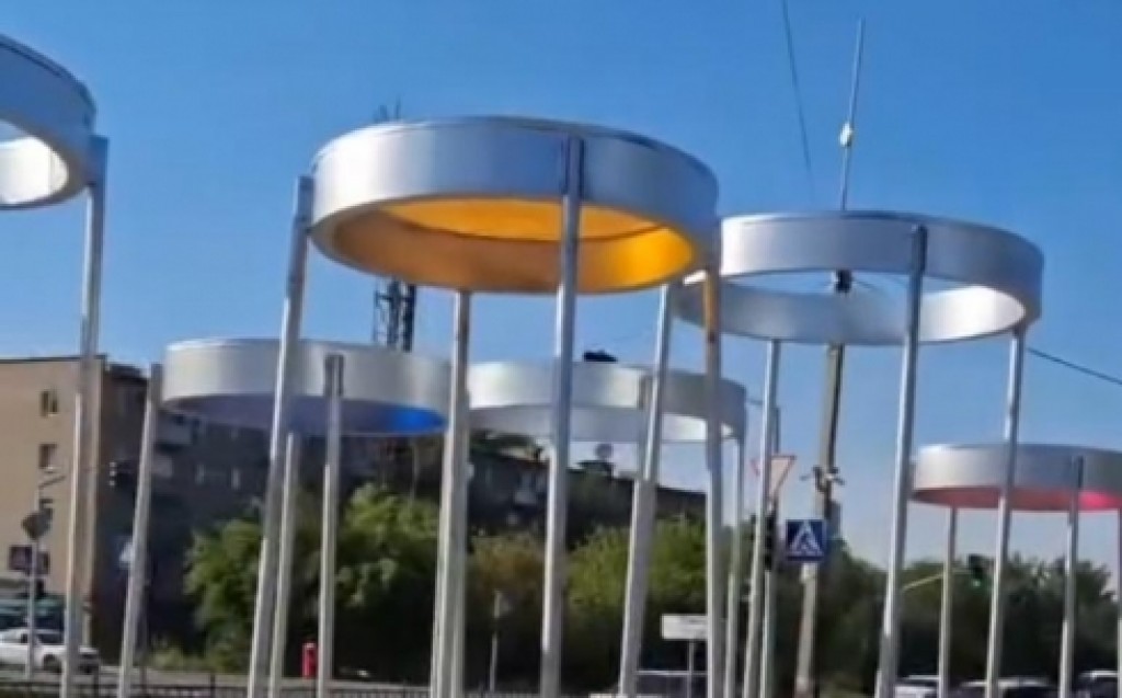 Конструкция «Световые кольца» пропала с аллеи Караганды