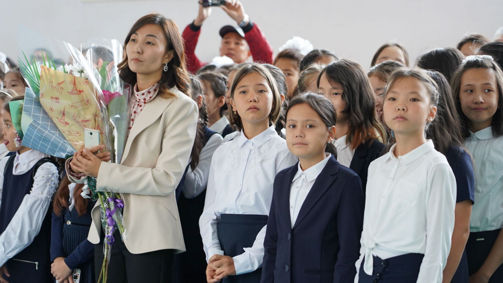 Казахстанским педагогам компенсируют работу в воскресенье 1 сентября